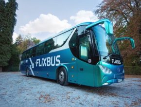 Největší evropský poskytovatel dálkové autobusové dopravy více investuje do elektromobility.