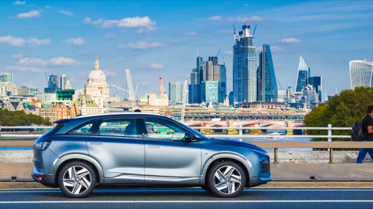 Hyundai Motor se v rámci „měsíce čisté jízdy“ (Clean Driving™ Month) a u příležitosti uvedení modelu NEXO