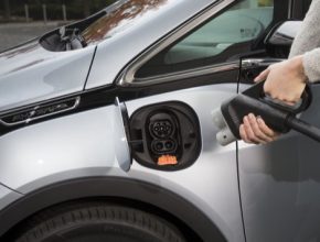 auto plug-in hybrid Opel Ampera