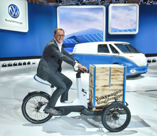 Volkswagen I.D. Buzz Cargo a elektrokolo Cargo e-Bike