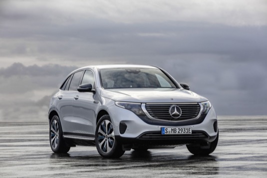 auto elektromobil Mercedes-Benz EQC
