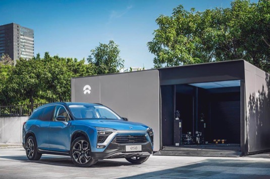 auto elektromobil NIO ES8