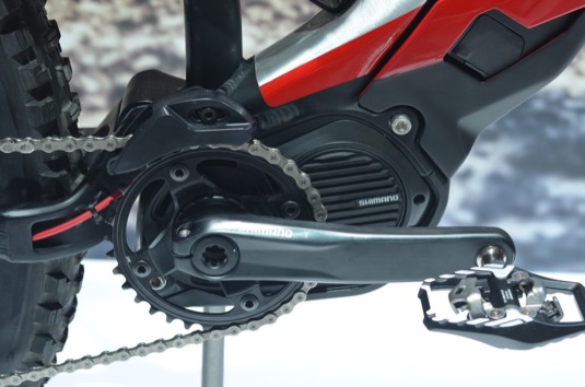 Detail středového pohonu elektrokola Ducati MIG-RR
