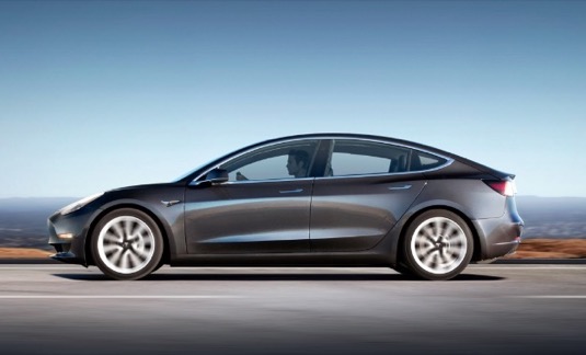 auto elektromobily Tesla Model 3