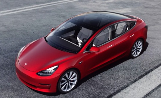 auto elektromobil Tesla Model 3