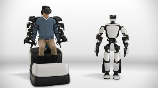 Společnosti DOCOMO a Toyota demonstrovaly svoji novou robotickou technologii při komunikaci mezi výstavním centrem Tokio Big Sight a telekomunikační věží Tokio Skytree v rámci dvoudenní prezentační akce DOCOMO Open House 2018, která proběhla v centru Tokio Big Sight na začátku prosince.