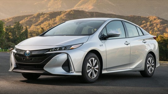 auto Toyota Prius Prime plug-in hybrid