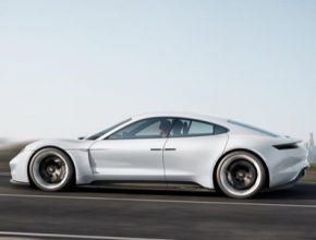 auto elektromobil Porsche Taycan Mission E