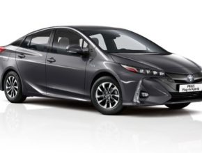 auto Toyota Prius Plug-in Hybrid
