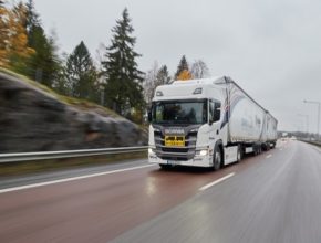 Tahače Scania přecházejí v rámci laboratoře na nefosilní paliva