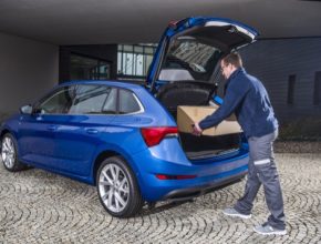 auto Škoda doručování balíků