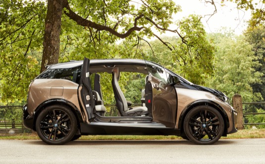 auto elektromobil BMW i3
