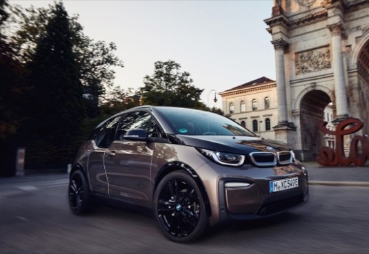 auto elektromobil BMW i3