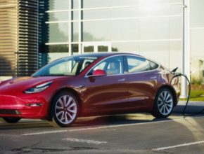 auto elektromobily Tesla Model 3