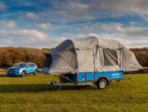 Koncept kempovacího přívěsu Nissan x OPUS dále využívá baterie z elektromobilu k zajištění elektřiny pro dobrodružství mimo civilizaci