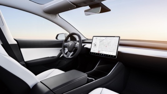 Ovládání vozů Tesla prostřednictvím hlasových příkazů dostane brzy zcela novou úroveň.
