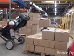 Krabice na videu váží každá asi 5 kg, ale Handle si poradí s hmotností až 15 kg. Tato verze Handle zvládne pracovat s paletami balíků 1,7 m vysokými a 1,2 m širokými.