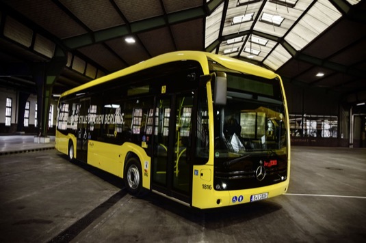 auto elektrobus elektrický autobus Mercedes-Benz eCitaro