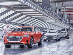 auto elektromobil výroba Audi e-tron Volkswagen továrna Brusel