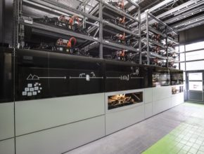 Úložiště s kapacitou 1,9 MWh z použitých lithium-iontových akumulátorů bylo připojeno k síti. Největší víceúčelové úložiště energie v Německu vyrovnává výkyvy v elektrické síti a optimalizuje zásobování elektrickou energií.