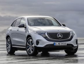 auto elektromobil Mercedes-Benz EQC