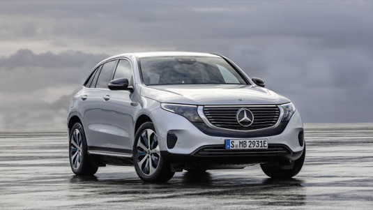 auto elektromobil Mercedes-Benz EQC