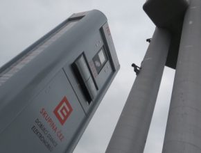 Rychlé dobíječky ČEZ zvedly objem dobíjení o 122 %. Nejvíce se „tankovalo“ v Praze a Olomouci.
