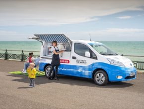 auto elektromobil Nissan e-NV200