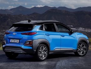 nový model Hyundai Kona Hybrid rozšiřuje oblíbenou a oceňovanou modelovou řadu Kona, aby zákazníci značky Hyundai měli ještě rozmanitější výběr.