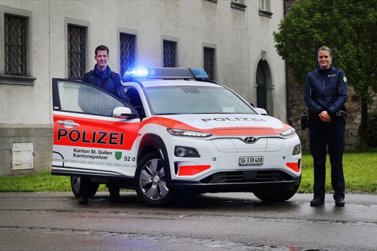 auto Hyundai Kona Electric elektromobil švýcarská policie