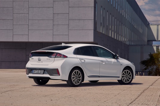 auto elektromobil Hyundai Ioniq Electric