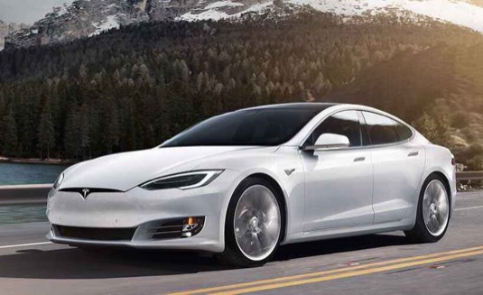 auto elektromobil Tesla Model S