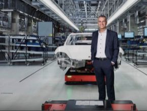 auto elektromobil výroba elektromobilu Porsche Taycan továrna Zuffenhausen