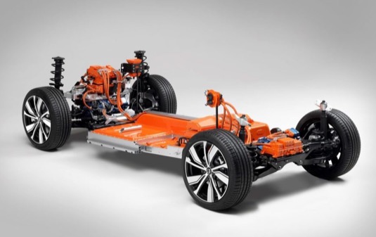 auto elektromobil Volvo XC40