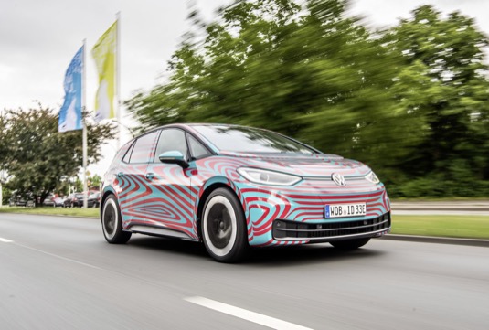 ID.3 je prvním zcela elektricky poháněným elektromobilem na základě nové platformy MEB