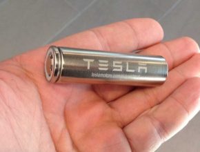 auto bateriový článek Tesla