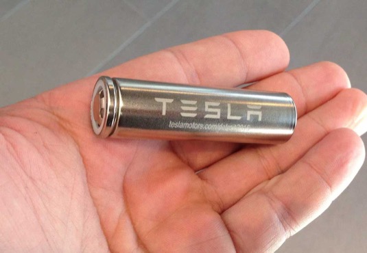 auto bateriový článek Tesla
