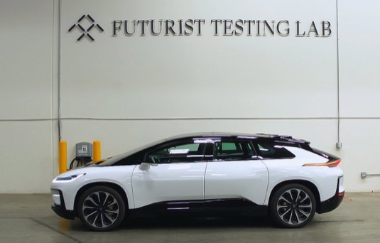 auto elektromobil Faraday Future