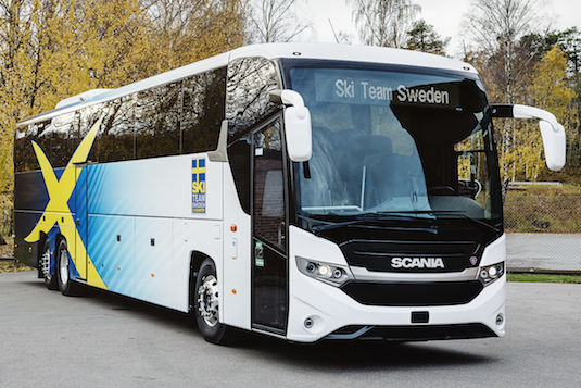 Nový autobus Scania nabízí inovativní řešení pro švédský tým běžců na lyžích
