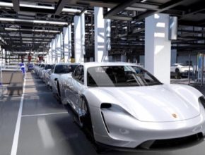 auto elektromobil Porsche Taycan