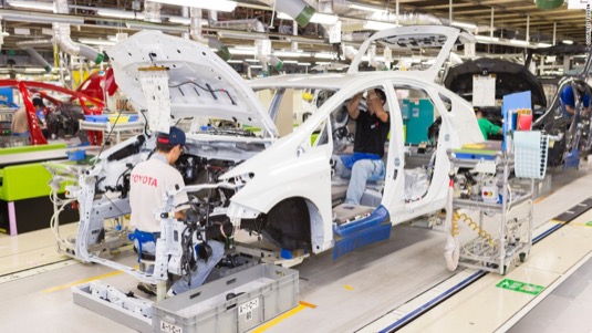 auto toyota výroba elektřina oze