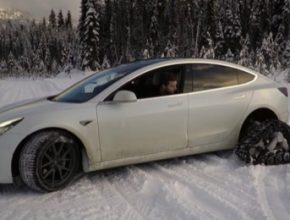 auto elektromobil Tesla Model 3