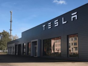servisní centrum Tesla v Hannoveru