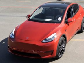 auto elektromobil Tesla Model Y