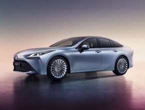 Náklady na výrobu vodíku elektrolýzou vody v posledních pěti letech klesly o 40 procent a s dalším technologickým rozvojem a rozšiřováním výroby budou dále klesat.