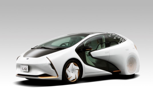 auto elektromobil Toyota LQ