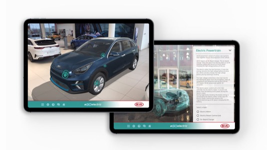 Uživatelé si mohou pomocí rozšířené reality (AR) znázornit elektromobily Kia a detailně se s nimi seznámit