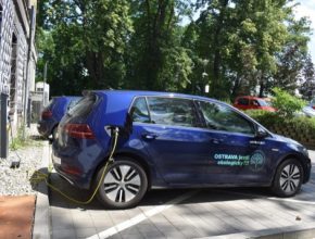 Město Ostrava se snaží zvýšit zájem o budování a rozvoj infrastruktury pro nabíjení elektromobilů, a proto připravila samostatný projekt.