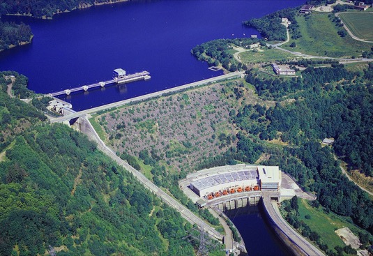 Za posledních 10 let se využití velkých přečerpávacích vodních elektráren v Česku zdvojnásobilo