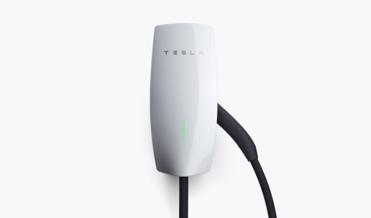 auto Tesla elektromobily nabíjecí stanice Wallbox Tesla Wall Connector